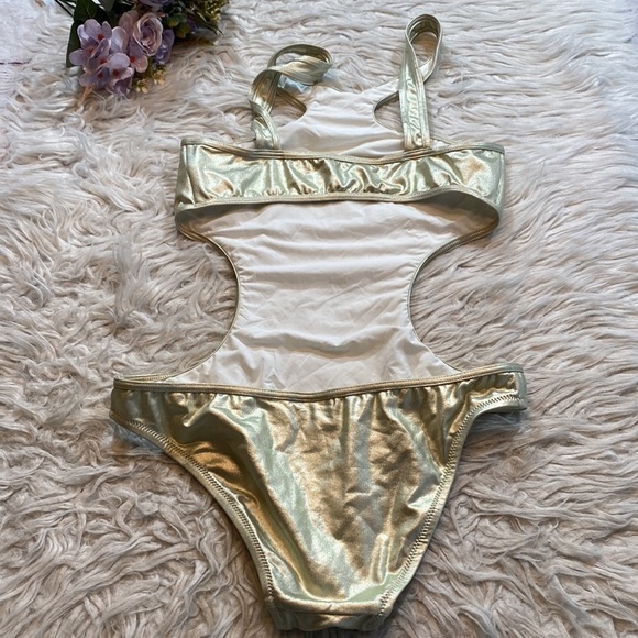 Melissa Odabash Gold Metallic Cut Out One Piece Swimsuit sz 4 - Picture 9 of 10